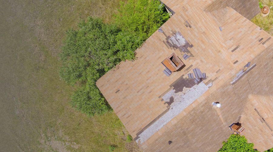 Why choose water damage restoration service for emergency water extraction services in Richardson